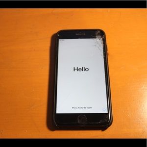 🚨HOLIDAY SALE🚨 UNLOCKED IPHONE 8 Plus w/ CASE